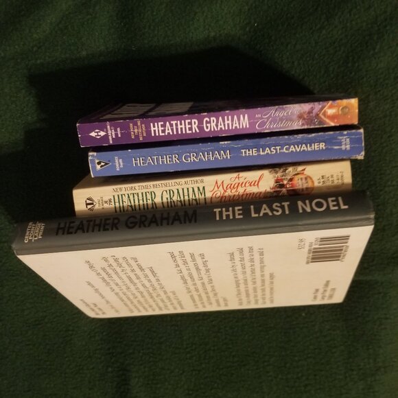 Romance: 4 Christmas Heather Graham books, 1 is Large Print - Picture 2 of 6